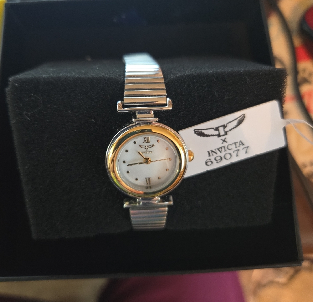 Invicta Women's Silver and Gold Round Dress Watch - Picture 3 of 3